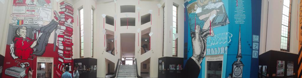 Visita a Biblioteca Nacional de Colombia durante V Congreso Nacional de Bibliotecas Públicas.