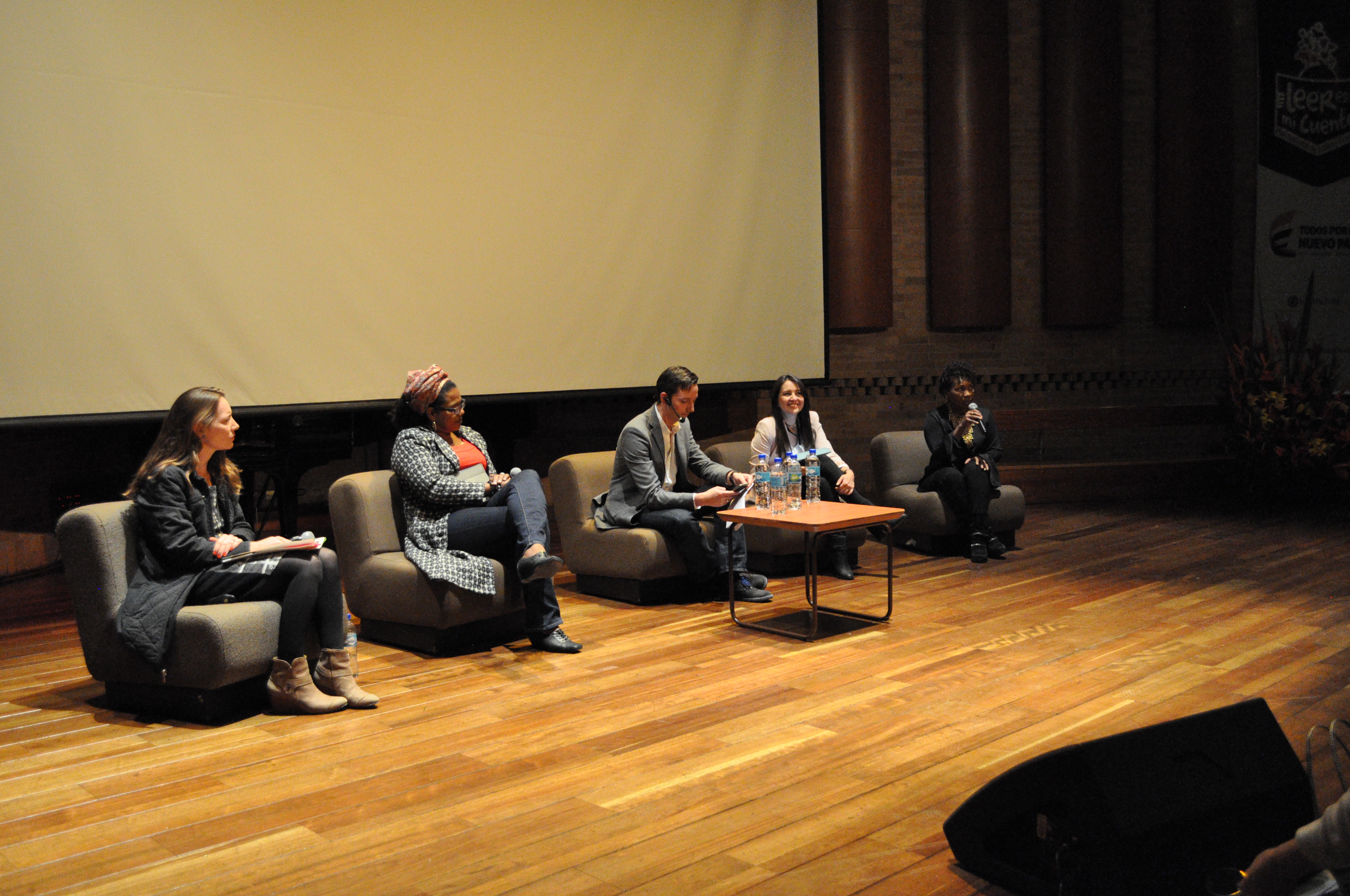 Panel de Experiencias Bibliotecas públicas y desarrollo: el rol de la cultura en el desarrollo local y nacional
